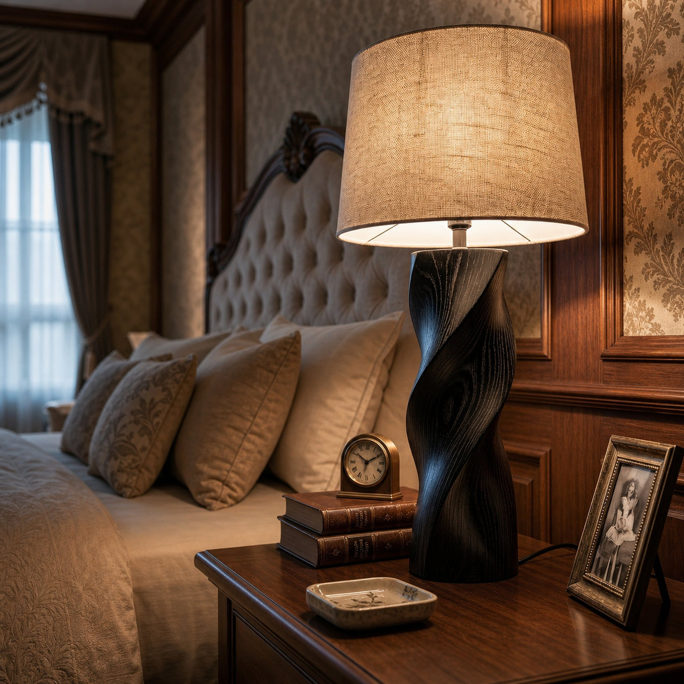 Modern Accent Table Lamp Bedroom Living Room Hotel Room Corner - product view 4